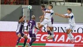 «Фиалки» попытаются реабилитироваться за провал в Серии А. Где и во сколько смотреть матч «Фиорентина» - «Комо»