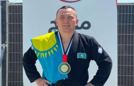 Айдар Махметов о бое Кабардиев – Ашурлаев: Два достойных соперника, которые умеют показывать шоу