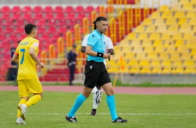 Казахстанские судьи отработают матч Азербайджан - Шотландия