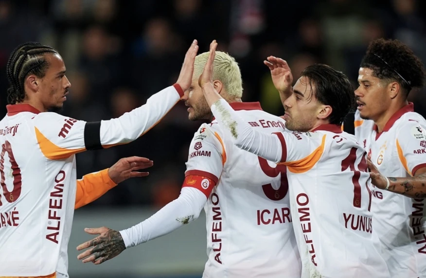 «Галатасарай» увеличил отрыв (видео)