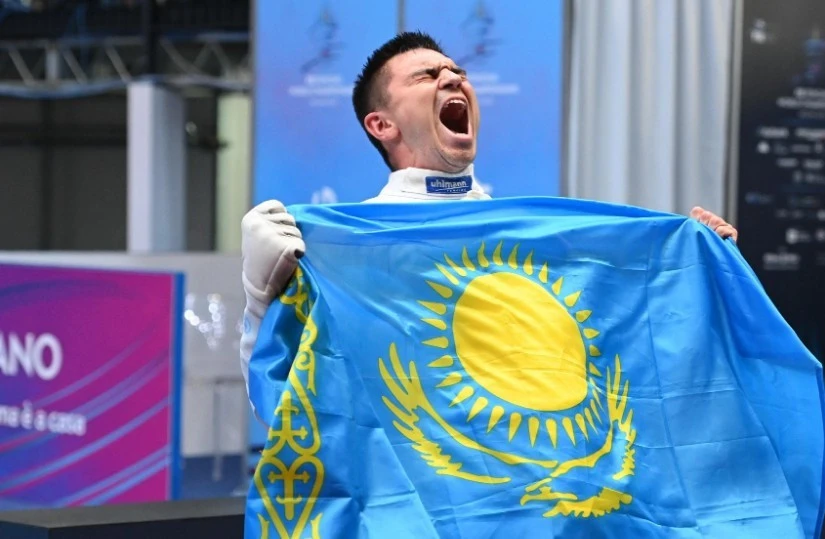 Шпажист Руслан Курбанов стал бронзовым призером чемпионата Азии-2026