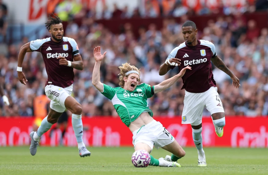 Бирмингемский экзамен для «Ньюкасла». Где смотреть «Астон Вилла» — «Ньюкасл»