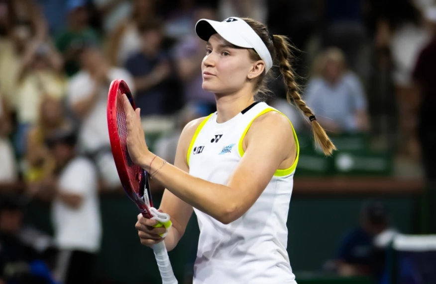 Елена Рыбакина уступила Арине Соболенко в битве за титул в Индиан-Уэллсе