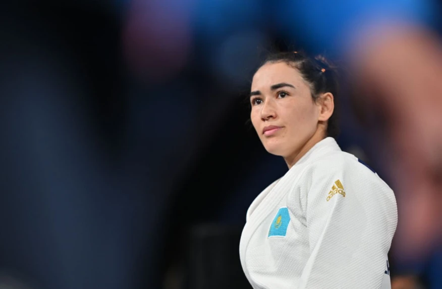 Дзюдоисты во главе с Гусманом Кыргызбаевым и Абибой Абужакыновой отправились на турнир Гран-при