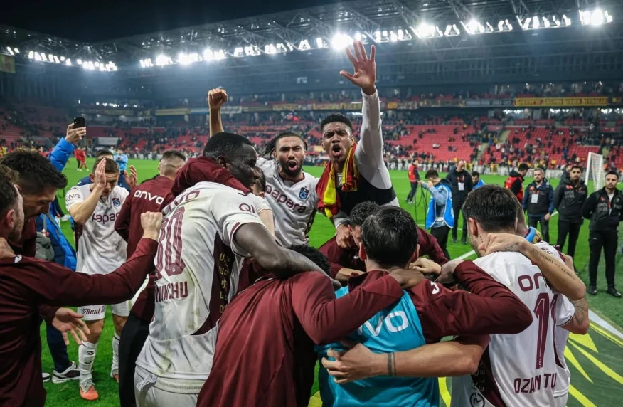 «Трабзонспор» кезекті ойында жеңіске жетіп, Суперлигада 2-орынға көтерілді (видео)