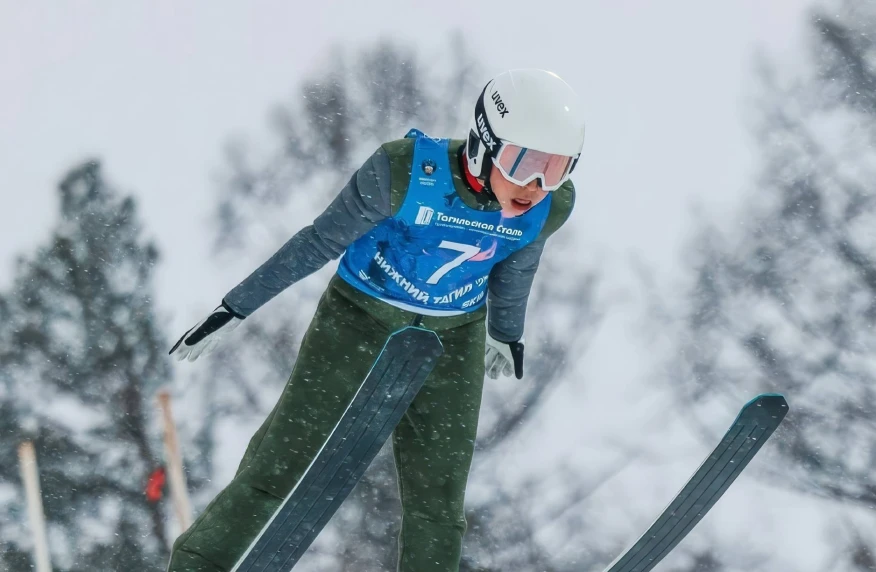 Казахстанские спортсмены завоевали две медали на турнире по прыжкам с трамплина в Польше