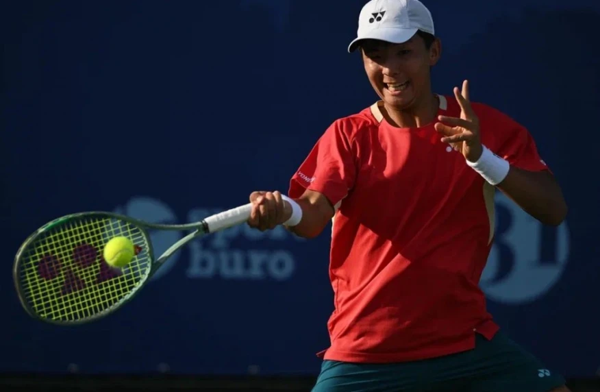 Зангар Нурланулы и Григорий Ломакин вышли в четвертьфинал Кубка Президента (видео)