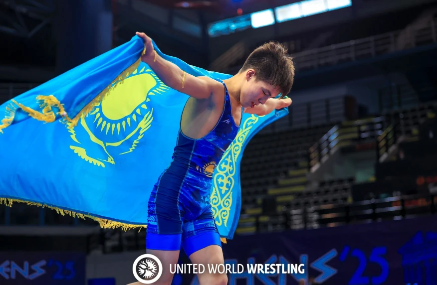 Казахстан завоевал первое "золото" на юношеском чемпионате Азии по борьбе