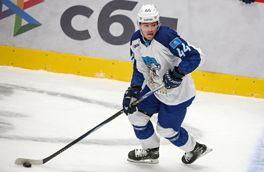 «Барыс» сырт алаңда «Локомотивті» ойсырата жеңді