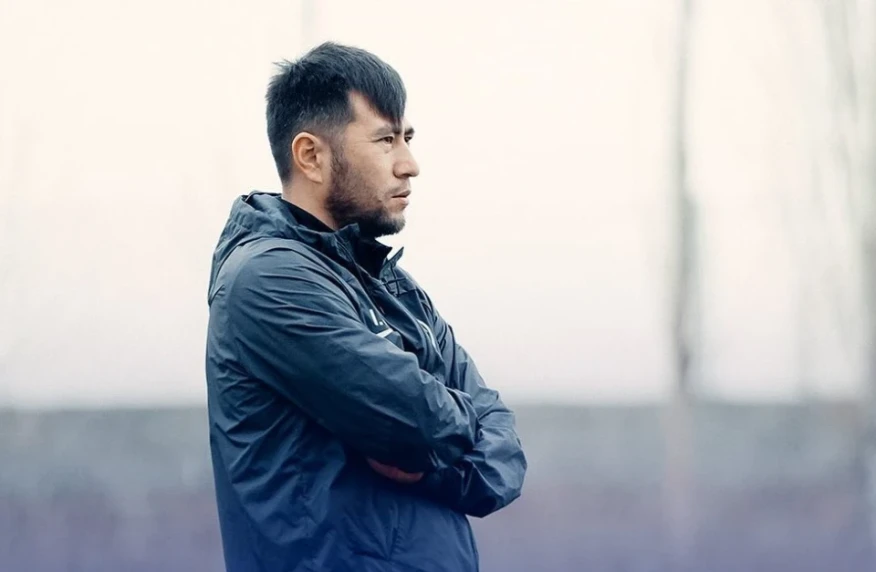 Ринат Алюетов: Ел чемпионымен ойнау оңай емес