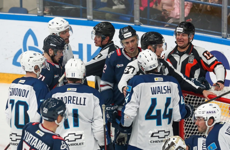 «Барыс» взял трех игроков «Номада» на выездную серию. Объявлен состав на матчи с Ладой, ЦСКА и Нефтехимиком