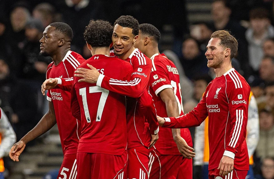 Прервется ли серия «красных» без побед? Где смотреть «Ливерпуль» — «Барнлси»