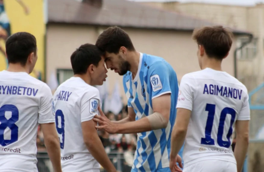 «Оқжетпес» жеңіске жетіп, көшбасшылар тобына қосылды (видео)