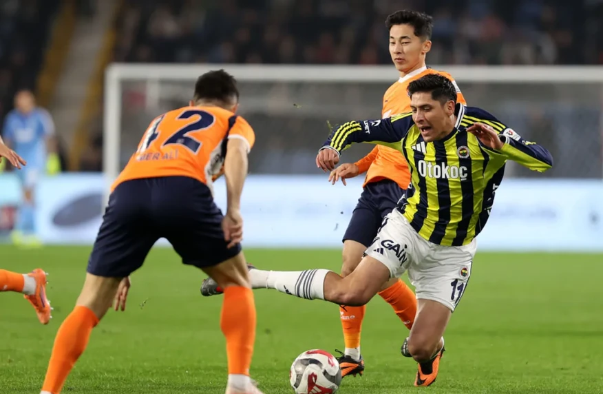 «Башакшехир» мен «Фенербахче» тартысты матчта тең түсті (видео)