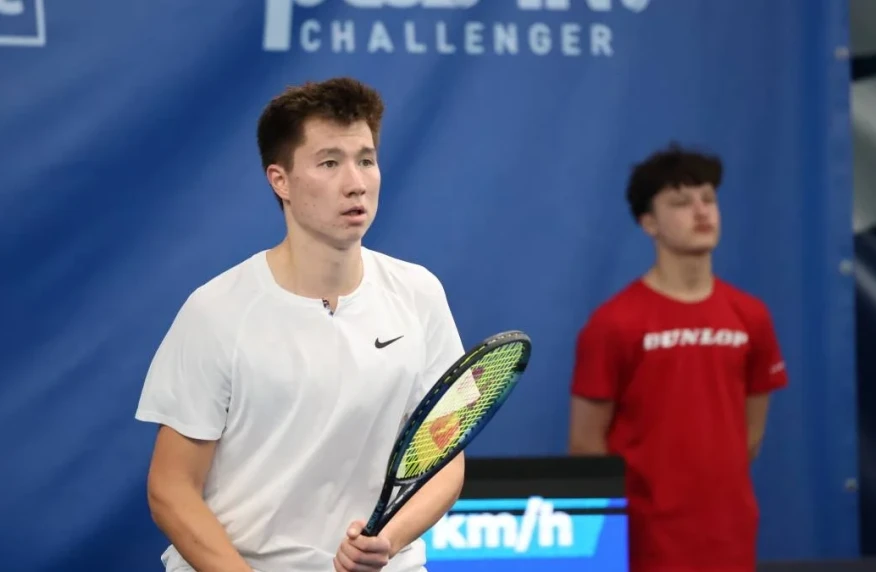 Два казахстанских теннисиста вышли во второй раунд турнира в Португалии