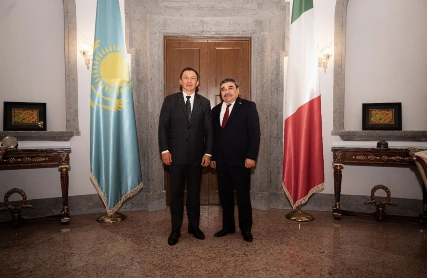 Геннадий Головкин встретился с Послом Казахстана в Италии Ерболатом Сембаевым