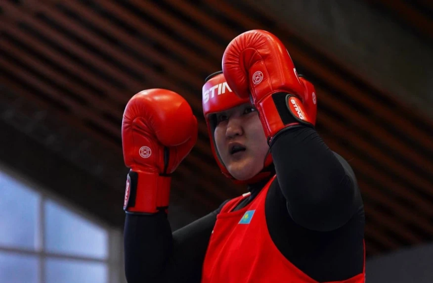 Дина Исламбекова завоевала "золото" чемпионата Азии по боксу