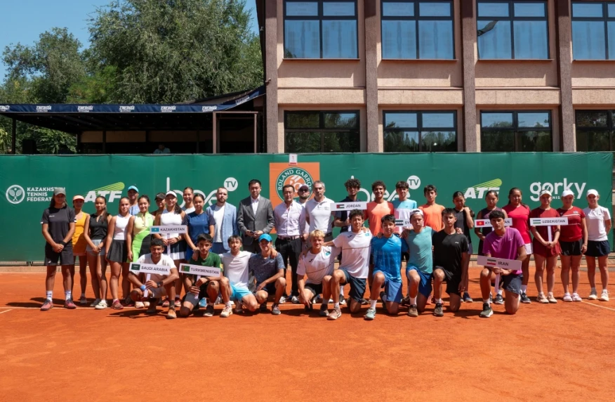Алматыда «Roland Garros Junior Series» іріктеу турнирі басталды