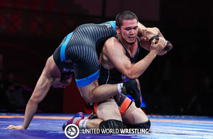 Еркін күрес шеберлері кілемге шығады: Венгриядағы турнирдің трансляциясы