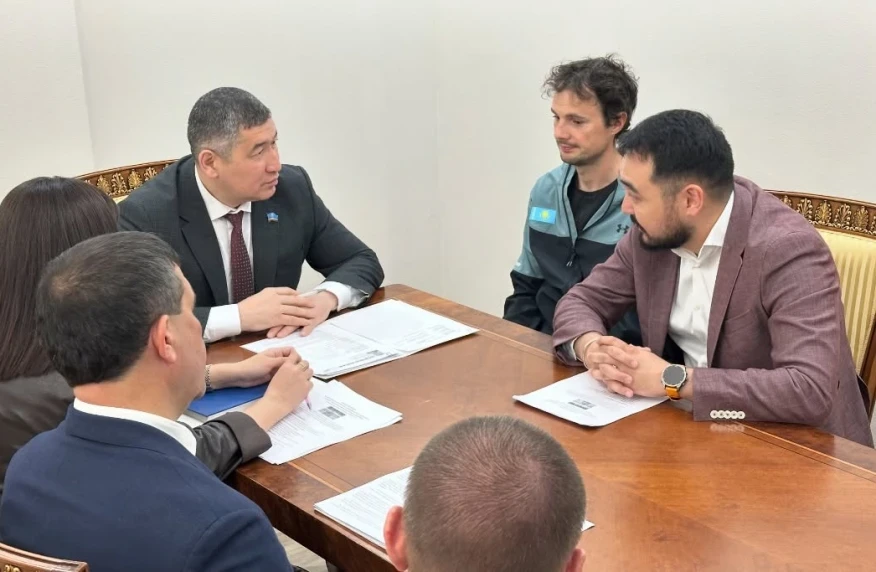 Чехия, Корея және Австралия құрамаларында жұмыс істеген бұрынғы бапкер Қазақстанда қызмет етеді