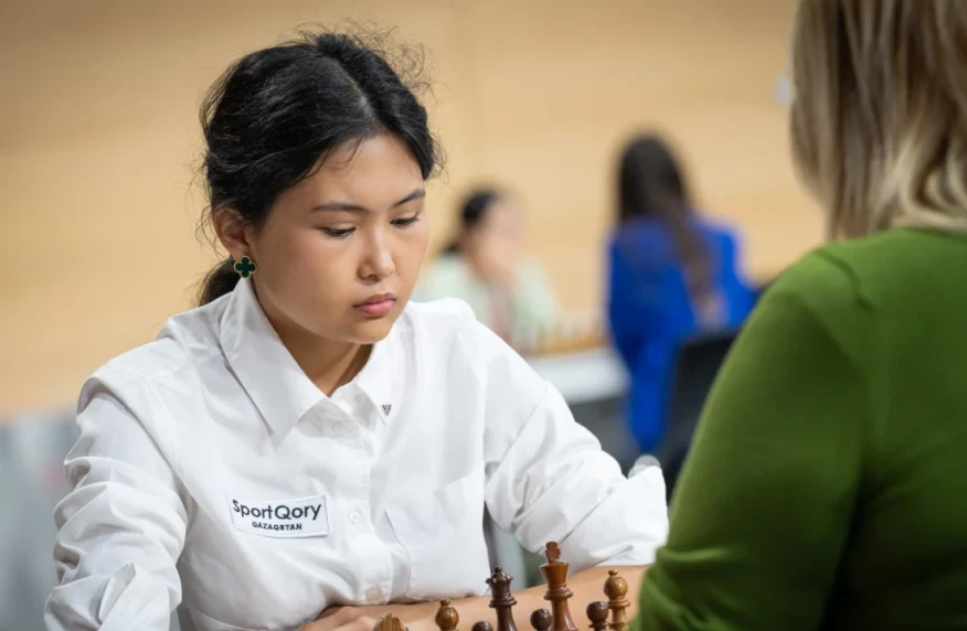 Бибісара Асаубаева шахматтан үш дүркін әлем чемпионы атанды