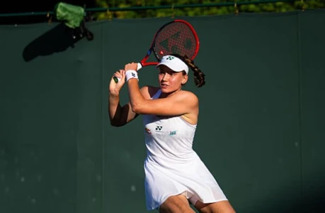 Рыбакина вышла в четвертьфинал WTA 500