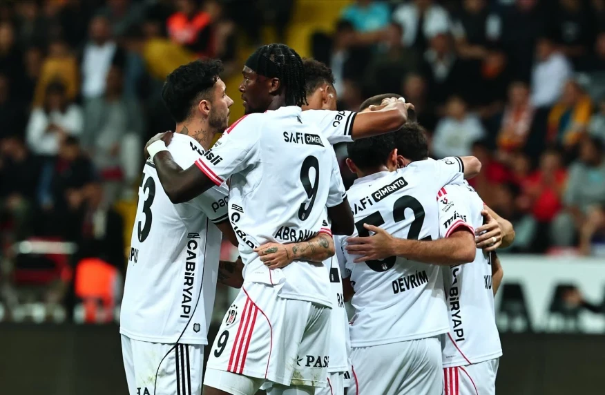 «Бешікташ» Суперлига аутсайдерін қабылдайды. «Бешікташ» – «Коджаелиспор» матчының тікелей эфирі