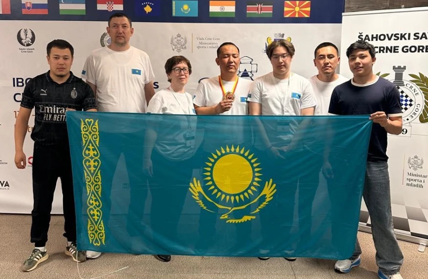 Казахстанский пара спортсмен Ерлан Нуралиев  стал  бронзовым призёром чемпионата мира по шахматам