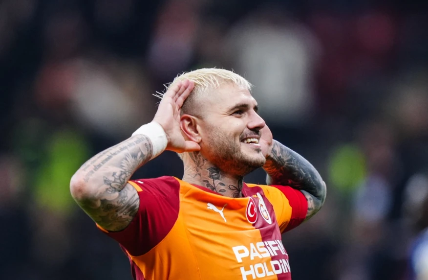 Галатасарай вернул себе первое место (видео)