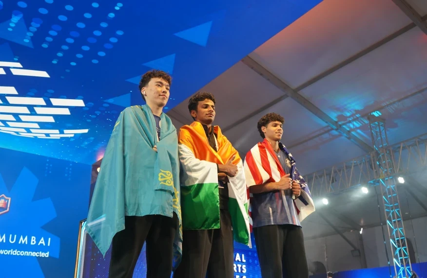 Қазақстандық киберспортшылар халықаралық турнирде медаль жеңіп алды