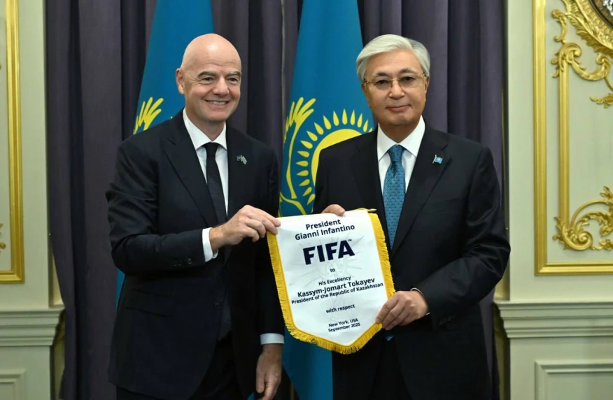 Мемлекет басшысы FIFA президентін қабылдады
