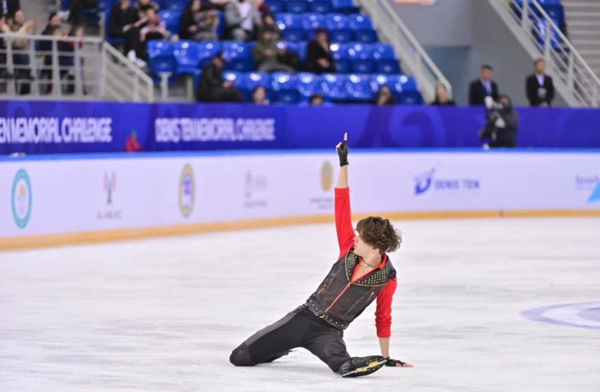Михаил Шайдоров АҚШ-та өткен Гран-при кезеңінде қысқа бағдарламада үшінші орын алды