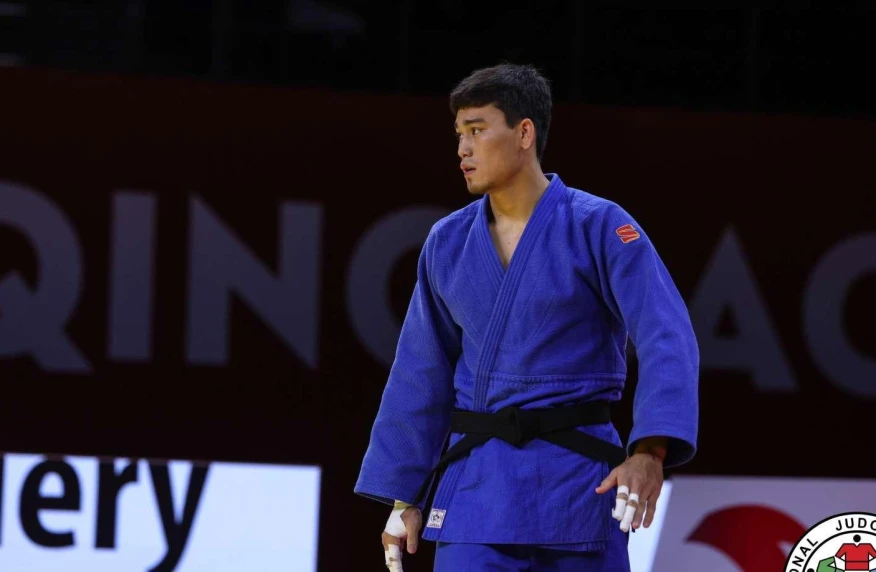 Адилет Алмат завоевал золото Чемпионата Азии