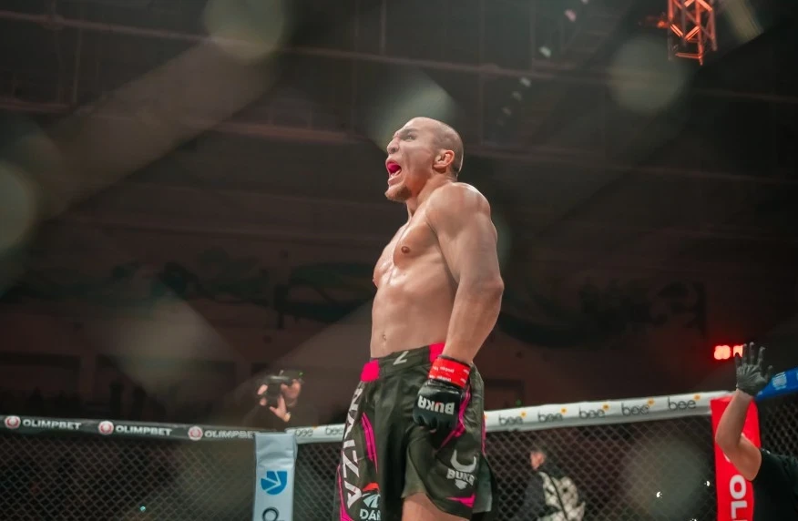 Фанил Рафиков Павлодарда бокс кешінде өнер көрсетеді