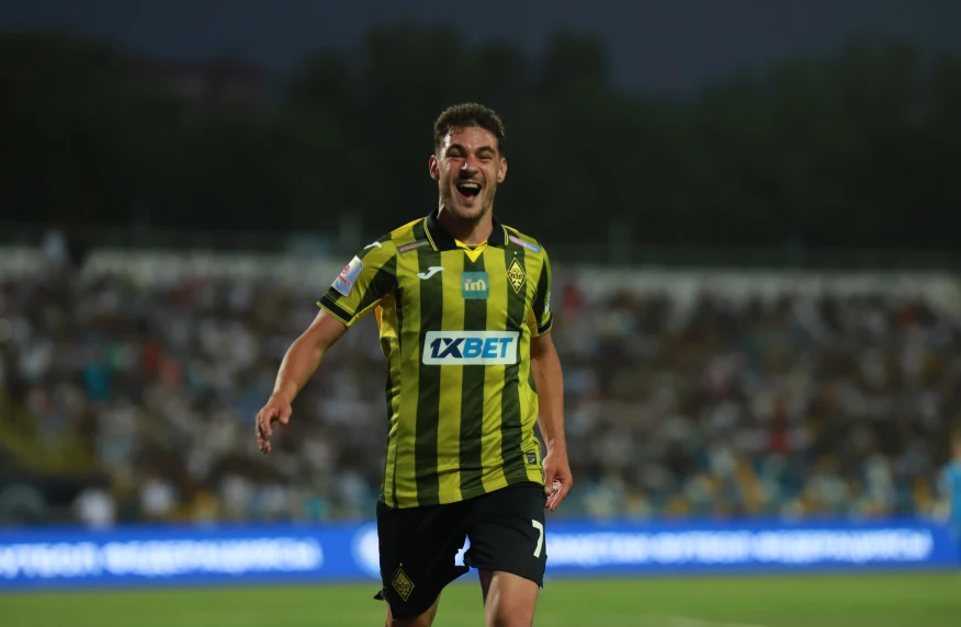 «Қайрат» ел чемпионатында көш бастады (видео)