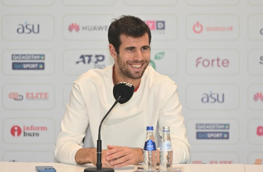 Карен Хачанов: «Алматыны жақсы ойыныммен тағы да қуантқым келеді»