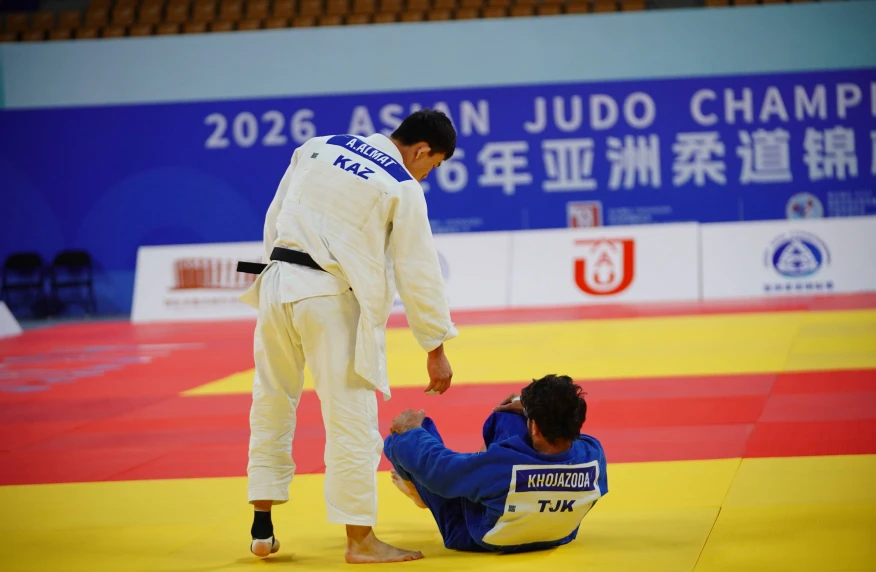 Төрт жылдан кейінгі алтын: Алмат Әділет Азия чемпионы атанды