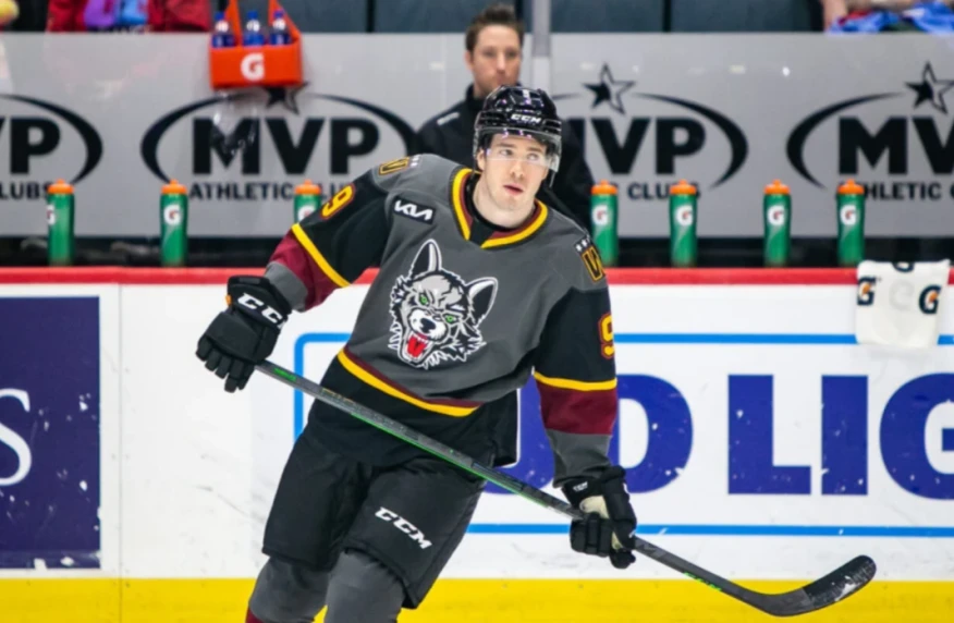 «Барыс» америкалық шабуылшыны сапына қосты