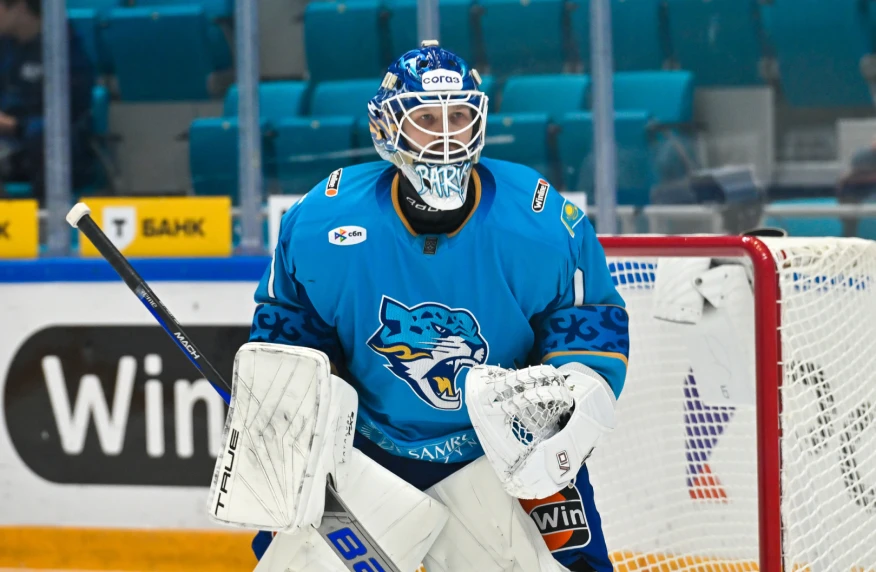 Никита Бояркин – лучший хоккеист прошлого сезона по версии спортивной общественности