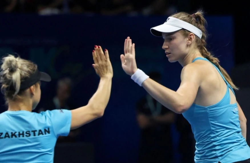 Елена Рыбакина мен Юлия Путинцева Токиодағы WTA 500 турнирінде өзара кездесті