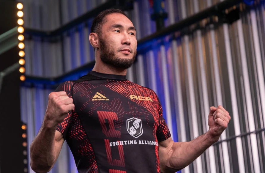 Асылжан Бакытжанулы победил Гришина на турнире АСА 202 (видео)