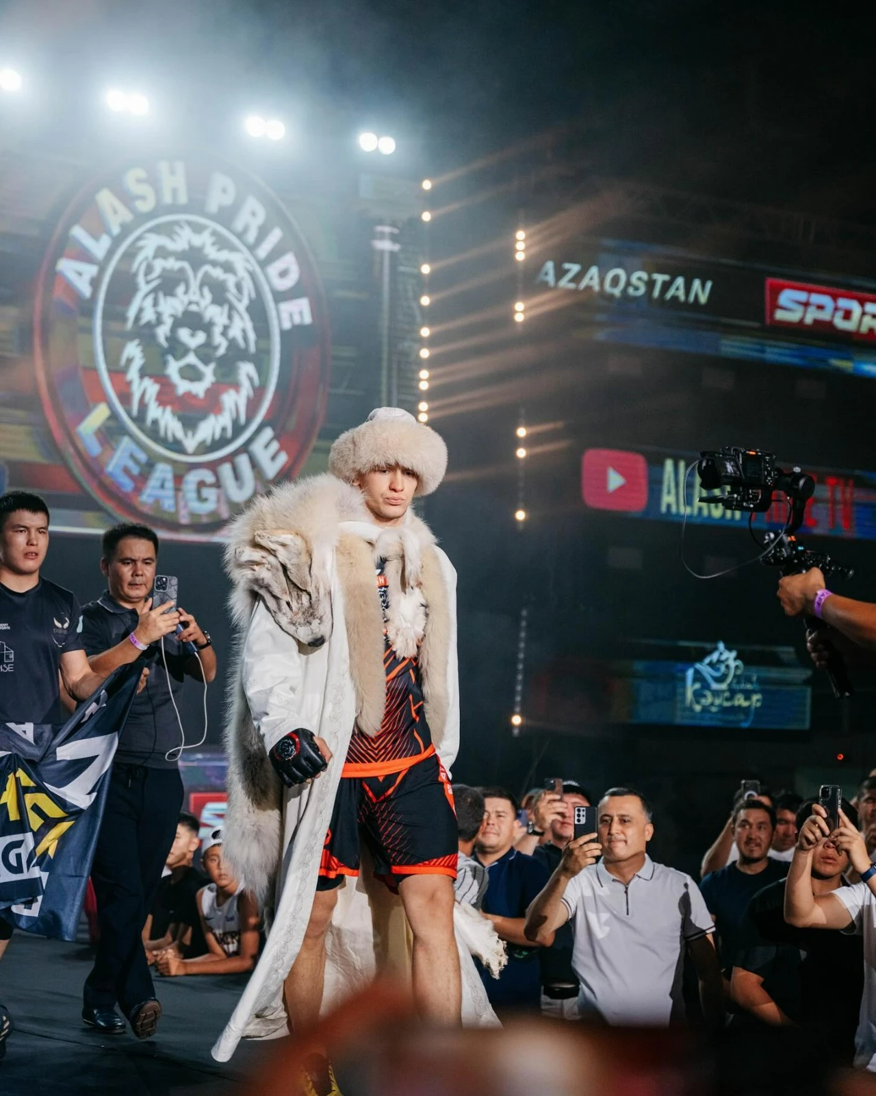 Кирилл Литвиненко: Хочу показать, какая богатая у нас культура и запомниться для других, что я боец из Казахстана