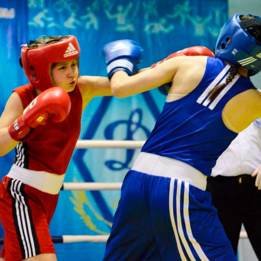 Әйгерім Сәттібаева, бес баланың анасы: Бокстағы биігімді бағындыру үшін рингке қайта оралдым