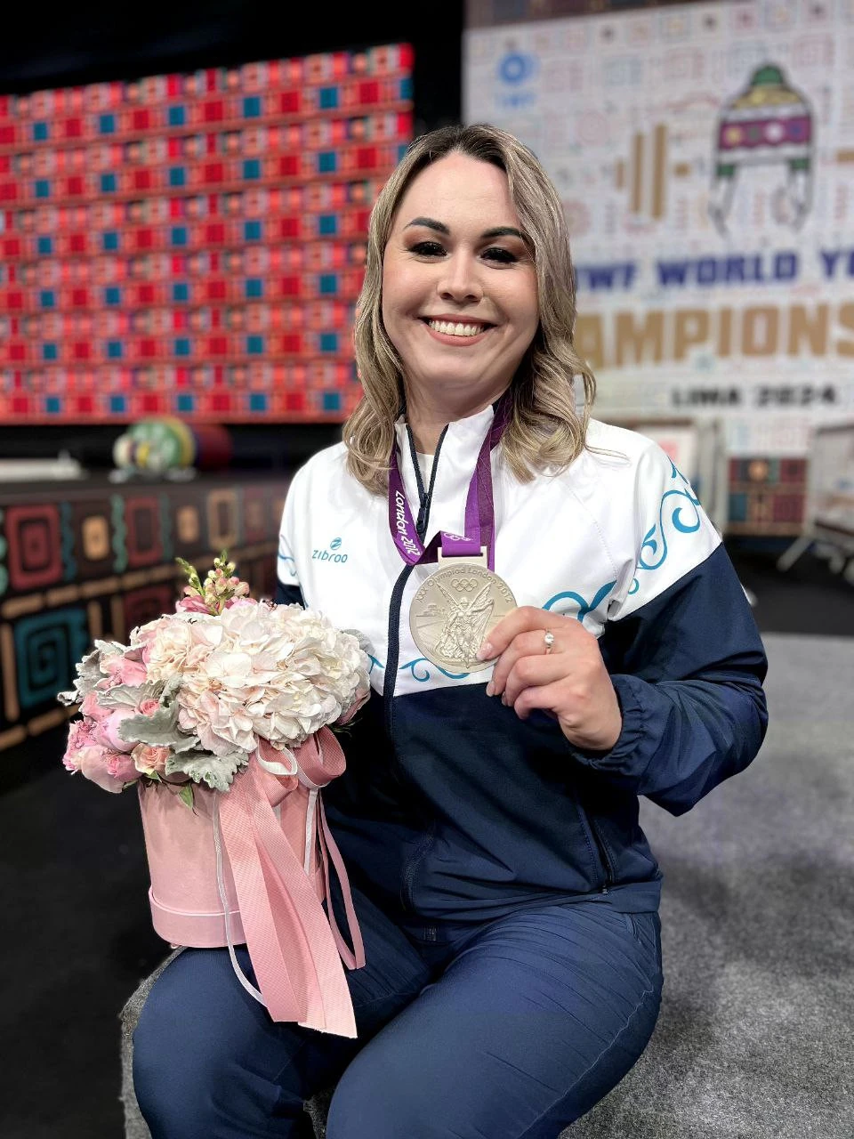 Казахстанская тяжелоатлетка получила серебряную медаль Олимпийских игр