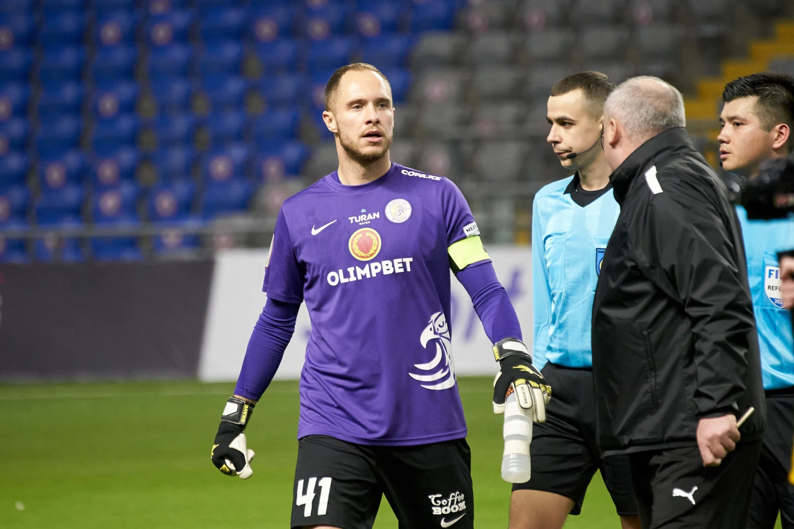 Мирослав Лобанцев: Александр Заруцкийдің ойынын бақылау ұнайды, ол - Қазақстандағы ең мықты қақпашы