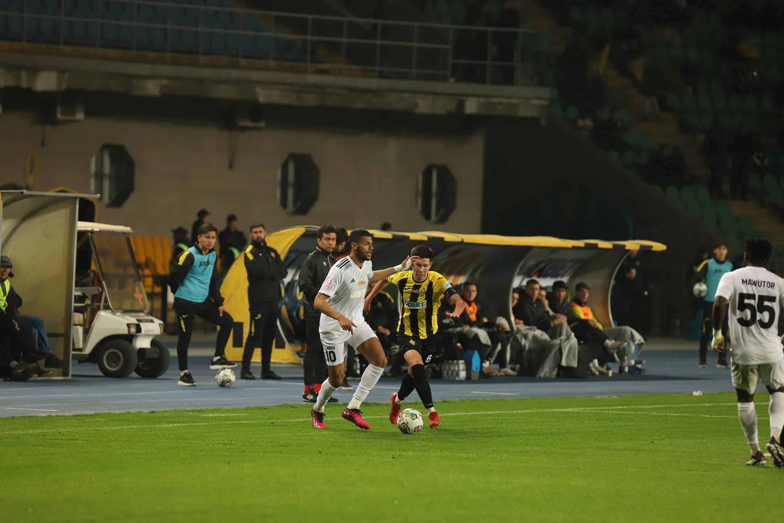 Феди Бен Чоуг: Қазақстан чемпионатының деңгейі таң қалдырды, мұнда жақсы командалар бар