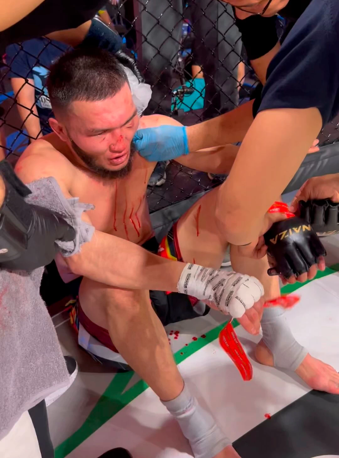 Жұман Жұмабеков: Өмірдегі қорғаушым да, қолдаушым да - анам